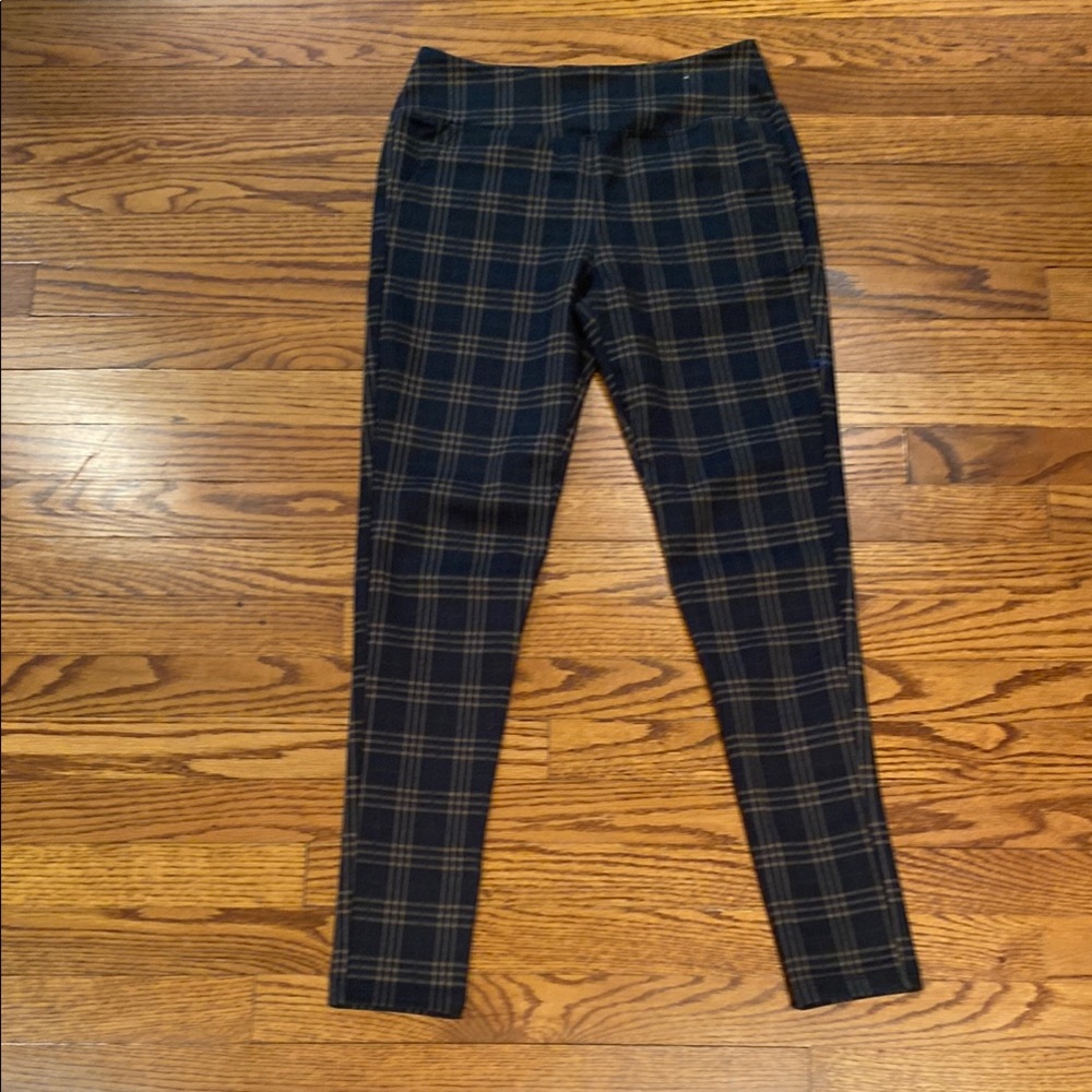 SO Plaid Trousers in Navy and Tan